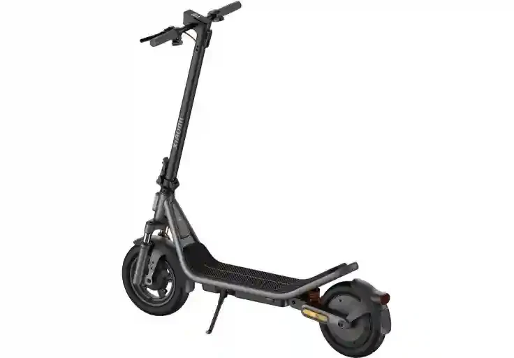 Электрический самокат Xiaomi Electric Scooter 6, Черный 4