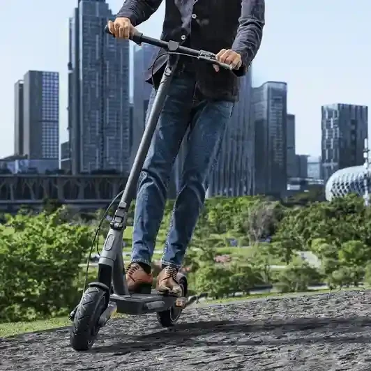 Xiaomi Electric Scooter 4 Ultra Black Trotinetă electrică 7