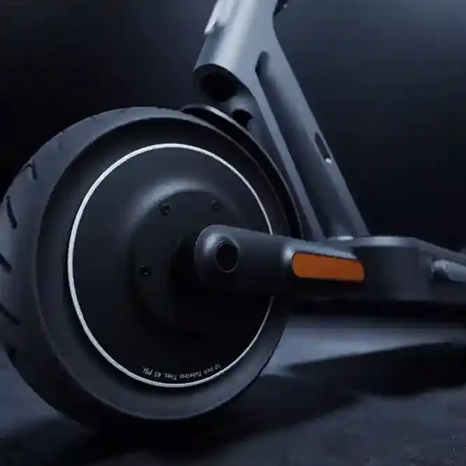 Xiaomi Electric Scooter 4 Ultra Black Trotinetă electrică 8